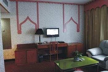 Urumqi Jingu Hotel Luaran gambar