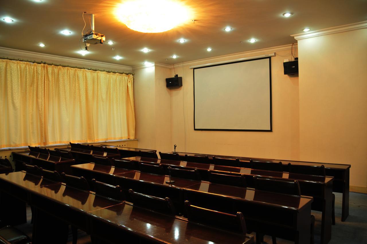 Urumqi Jingu Hotel Luaran gambar