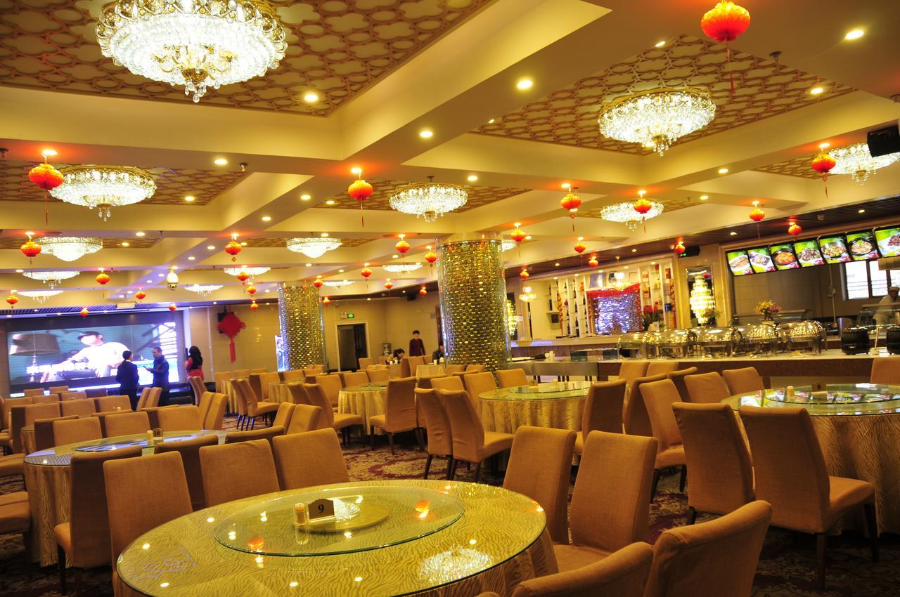 Urumqi Jingu Hotel Luaran gambar