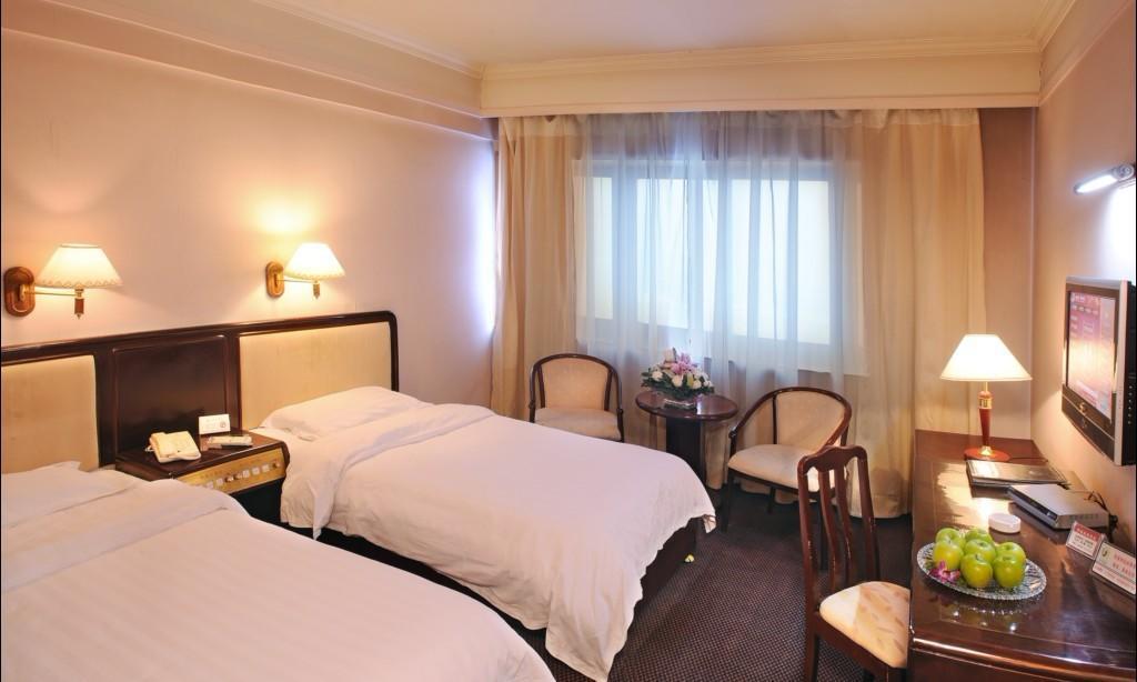 Urumqi Jingu Hotel Luaran gambar